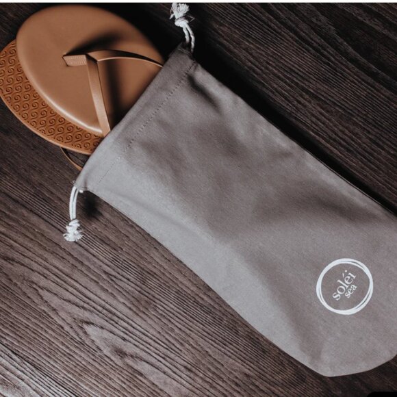 NEW SOLEI SEA Indie Flip Flop Sandals in Metallic Silver for women 7251j5 - Picture 9 of 9